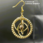 Créoles dorées 3 anneaux simples, un anneau strass et une perle gemme