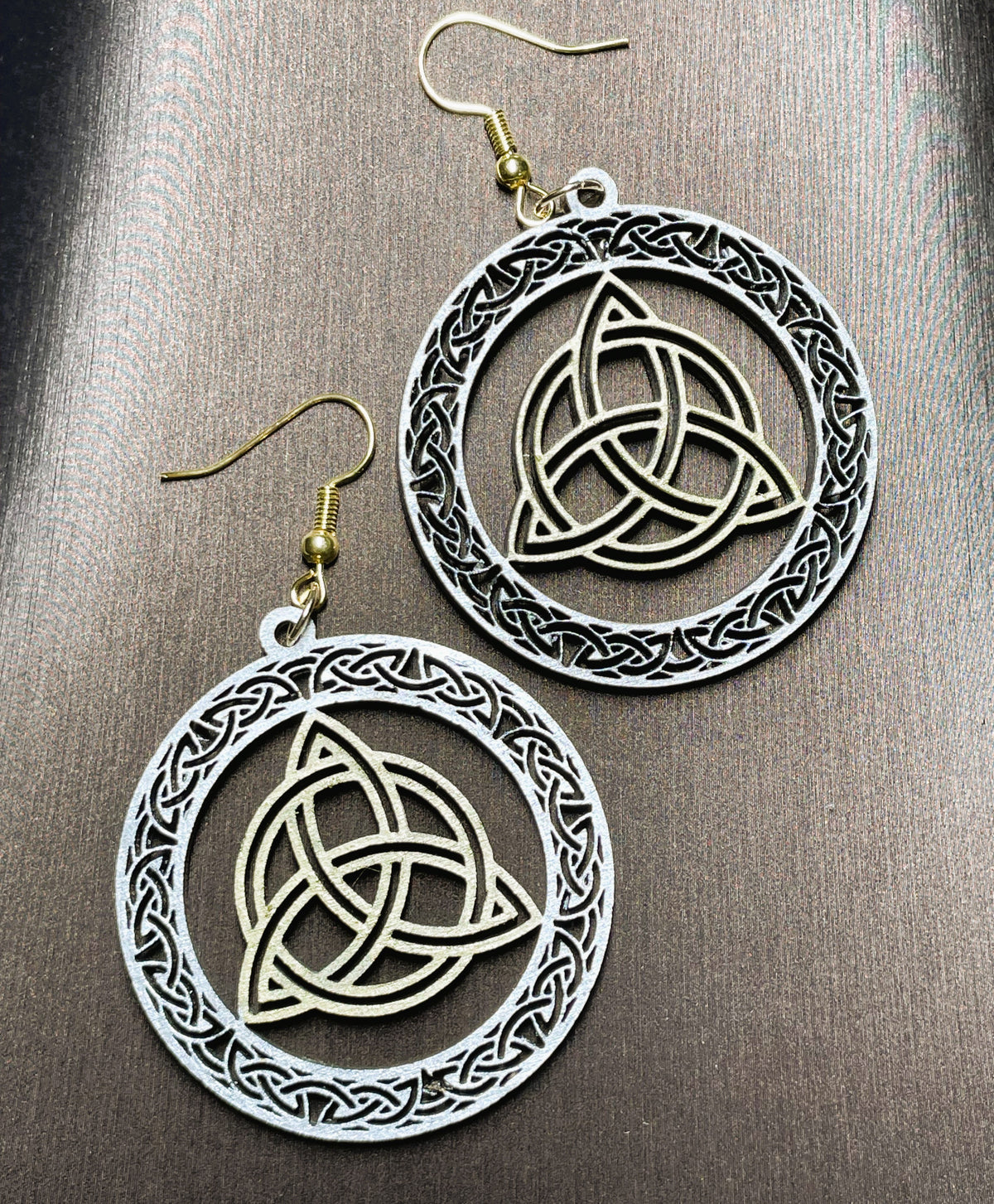 Boucles d'oreilles Triquetra or & argent