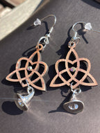 Boucles d'oreilles Triquetra / Coeur / chapeau pointu