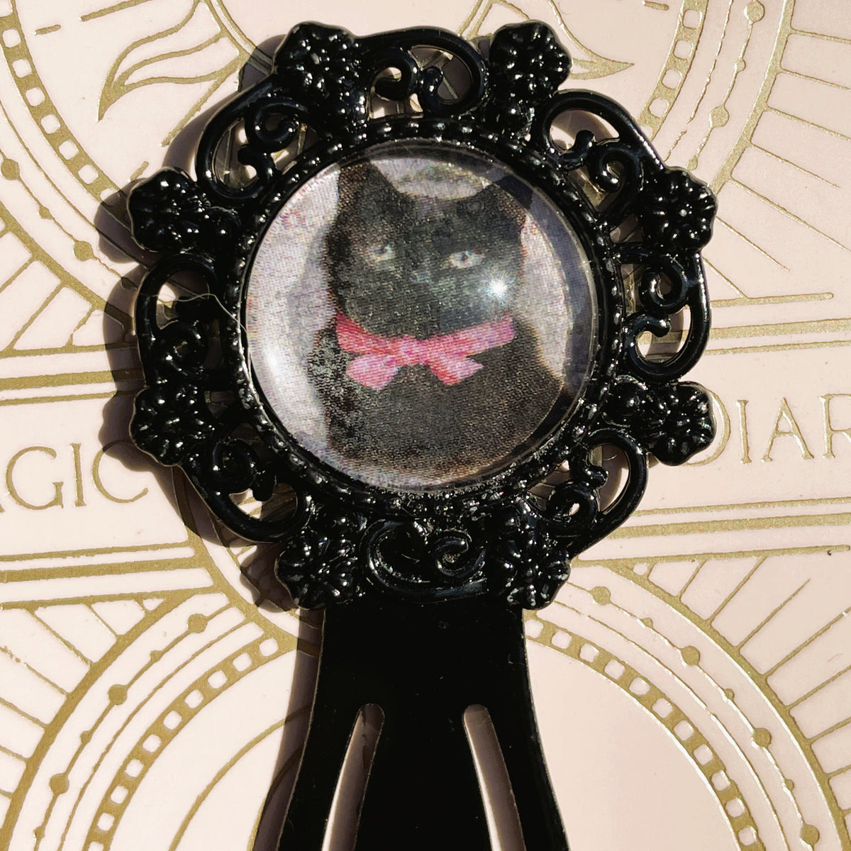 Marque-page Victorien couleur Noire & Cabochon Verre style Whimsigoth