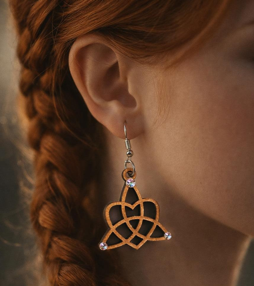 Boucles d'oreilles Noeud Triquetra / Coeur &  Strass