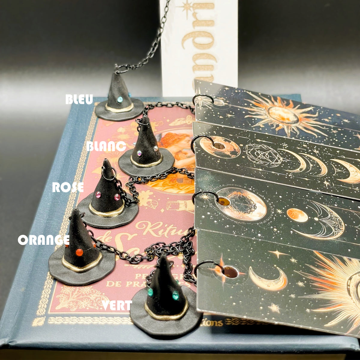 Marque-page Céleste et Mystique en Carton Souple – Design Astrologie & Phases de la Lune et personnalisable