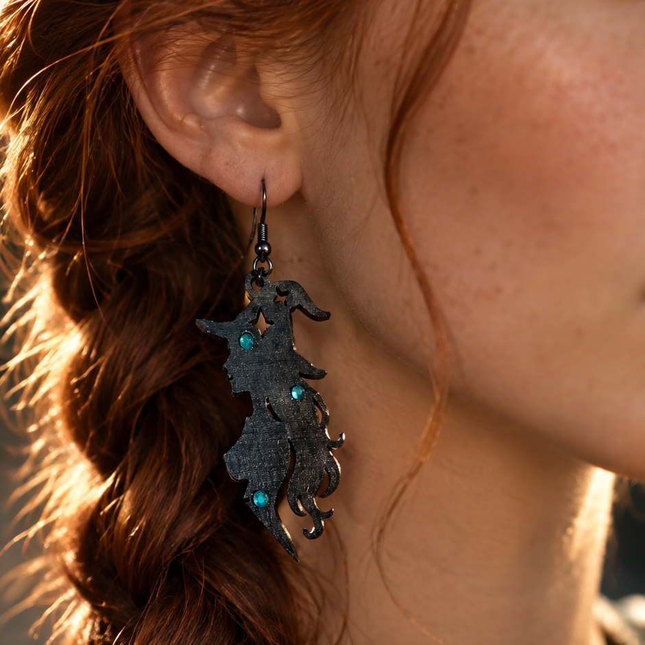 Boucles d'oreilles en bois de noyer SORCIERE